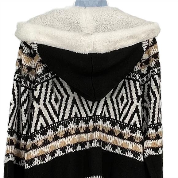 No Boundaries Hooded Sweater Black/Neutral Size Large 11/13 - Picture 5 of 8